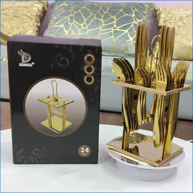 حامل الملاعق الذهبي